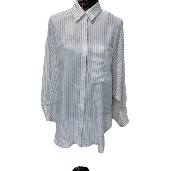 Solai button up - Picture 3 of 4